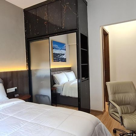 3Br Sky House Bsd Apartment Brandnew And Cozy Samporo Exterior foto